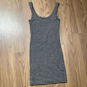 H&M Divided Women's  Tank Top - Size 4 Striped Black Gray Fitted Cotton Blend
